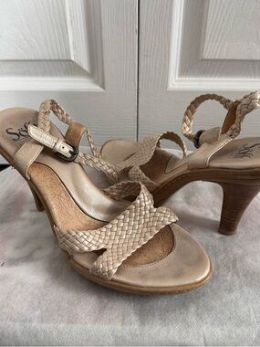 Sofft Braided Strappy Heeled Sandals in Champagne